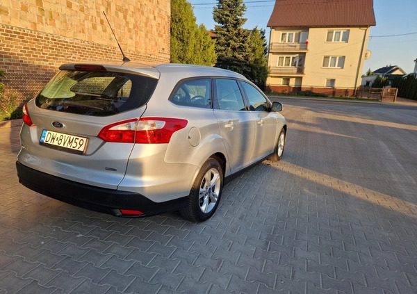 Ford Focus cena 24900 przebieg: 257350, rok produkcji 2012 z Sępólno Krajeńskie małe 407